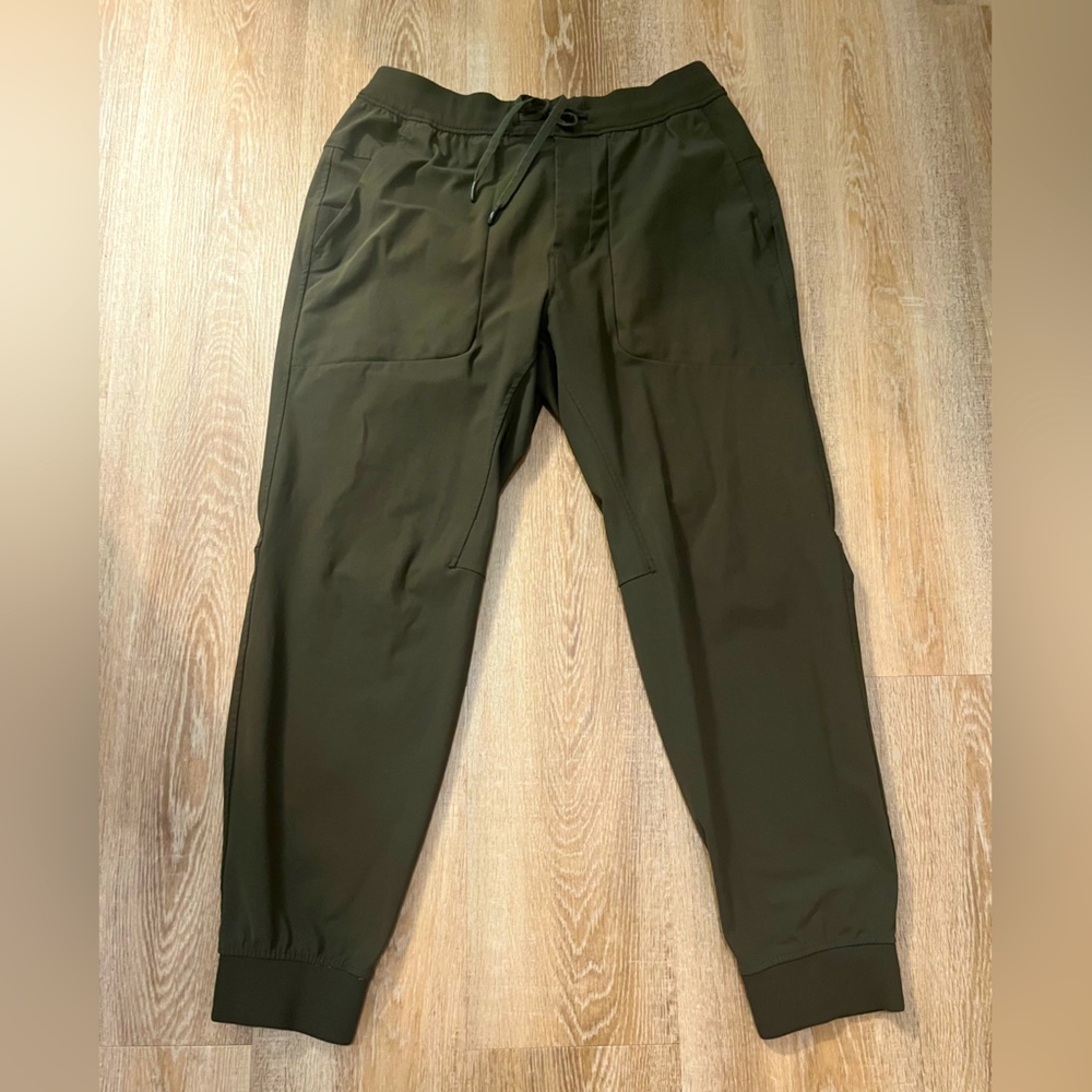 Lululemon ABC Jogger SZ Large Green